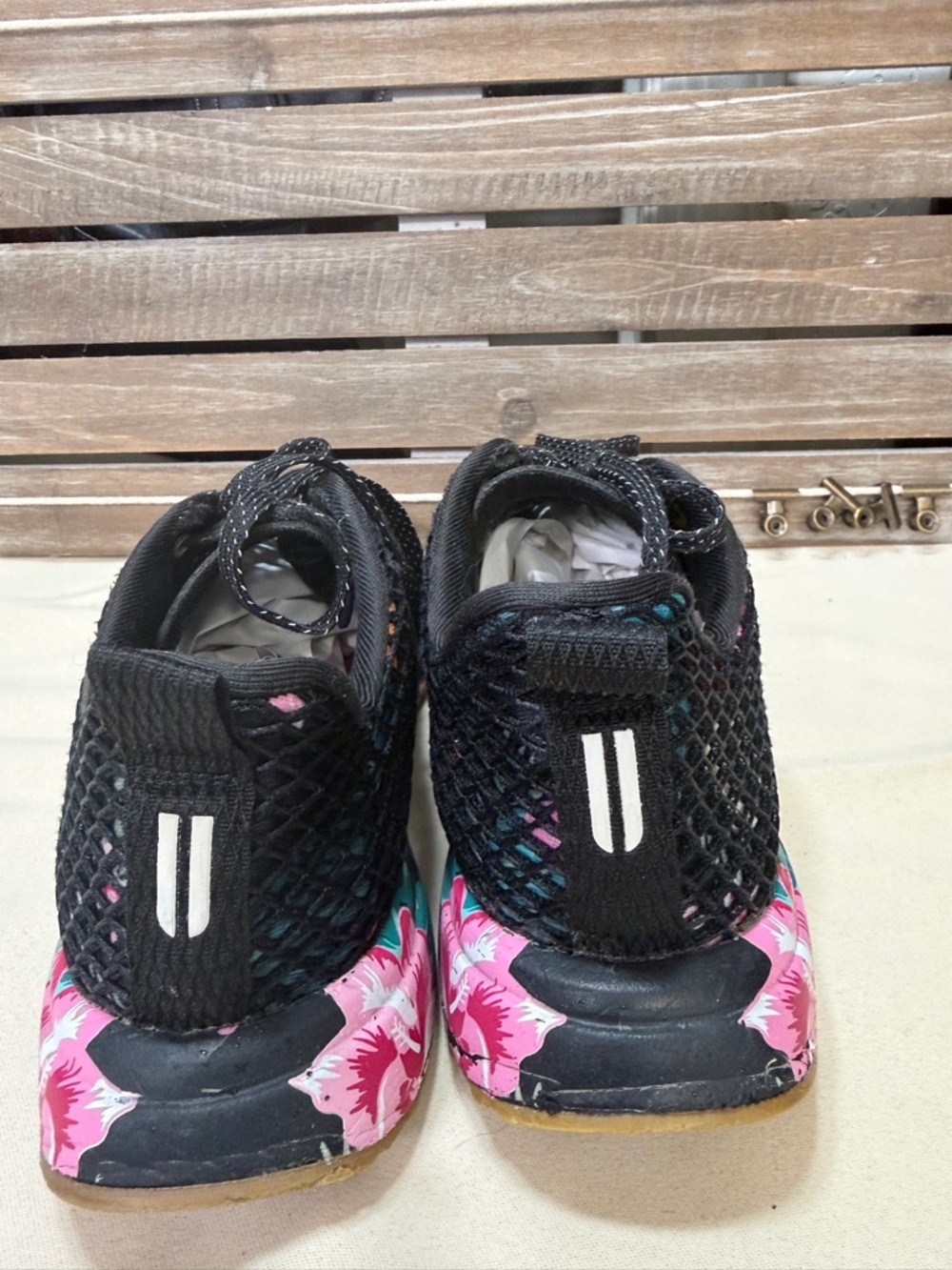 NOBULL Mesh Runner Black Floral Multi-Color Women's Size 8 Training Sneakers - Picture 3 of 7